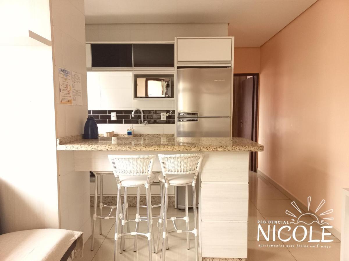 Residencial Nicole Apartamento