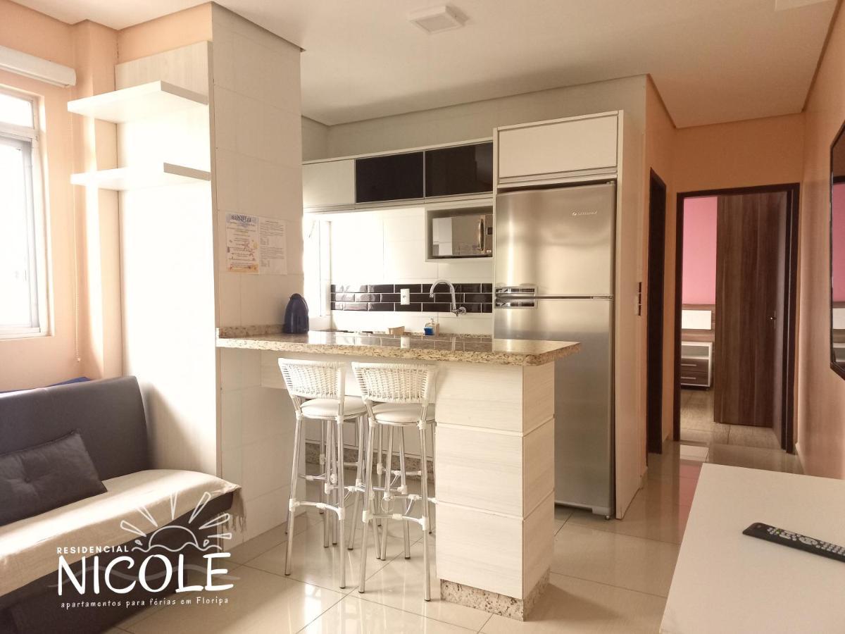 Apartamento Residencial Nicole *
